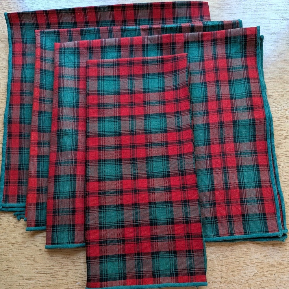Vintage Red Green Tartan Plaid Dinner Napkins Set of 4 Christmas Holiday 19x18.5